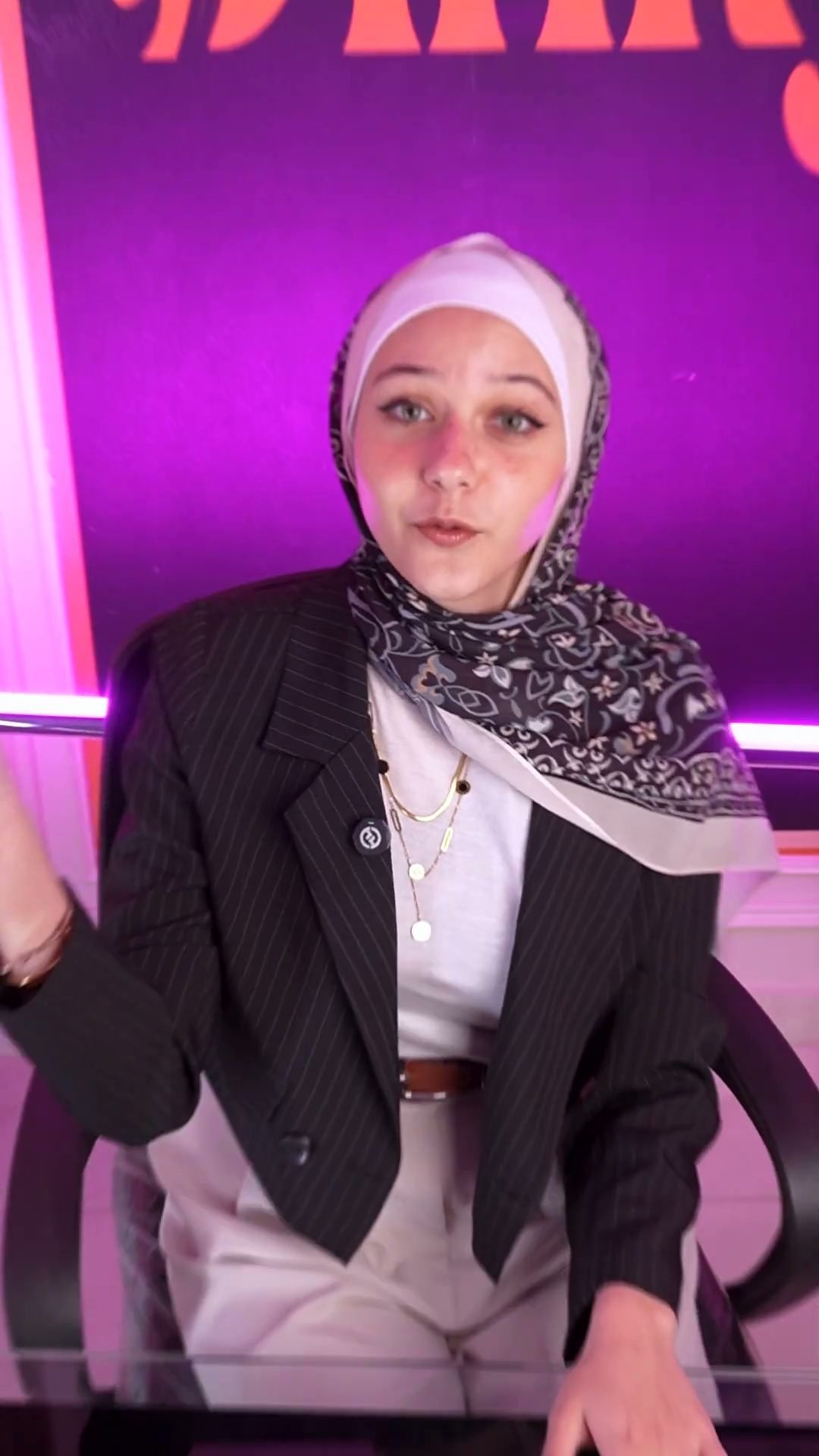 فيديو Dinky 6